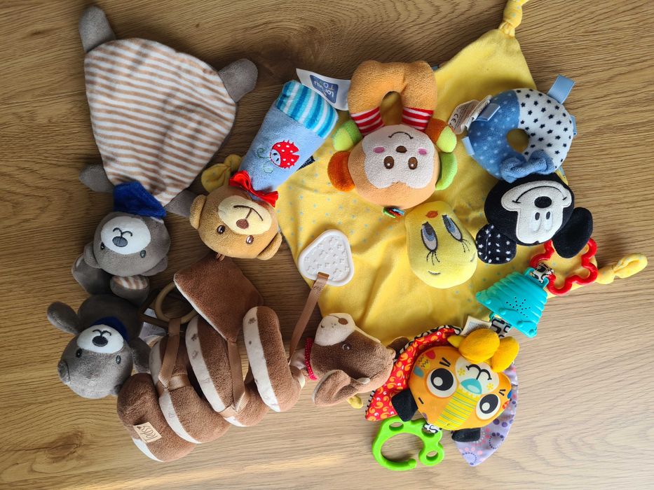 Бебешки играчки-дрънкалки