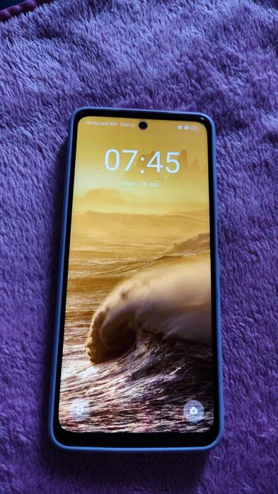 OPPO A40, 6GB RAM, 128GB