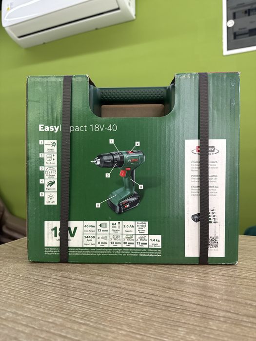 Bosch Easy Impact 18V-40 (2 Baterii incluse)