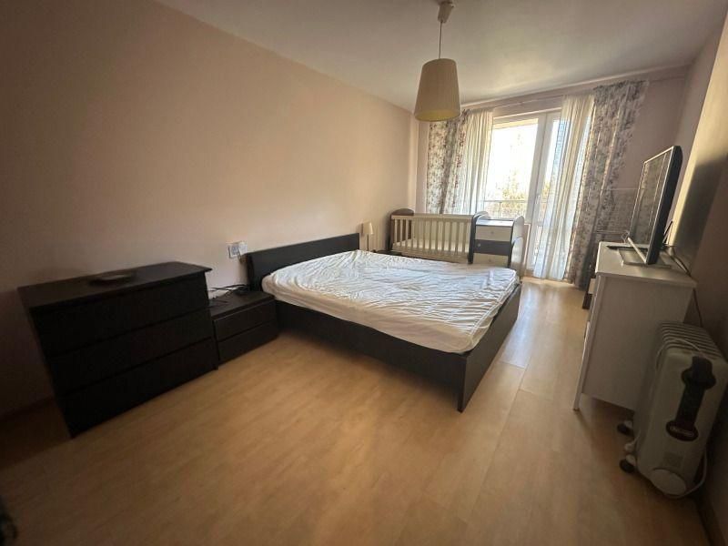 Дава се под наем Тристаен апартамент в София, Студентски град - 107 кв.м за 746.64 € - Снимка #4