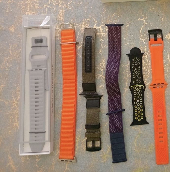 Продам часы Apple whatch 1 chrome limited 42 мм со всеми ремешками в к