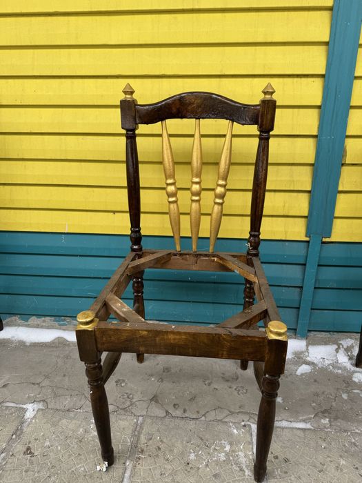 Антиквариатные стулья продам