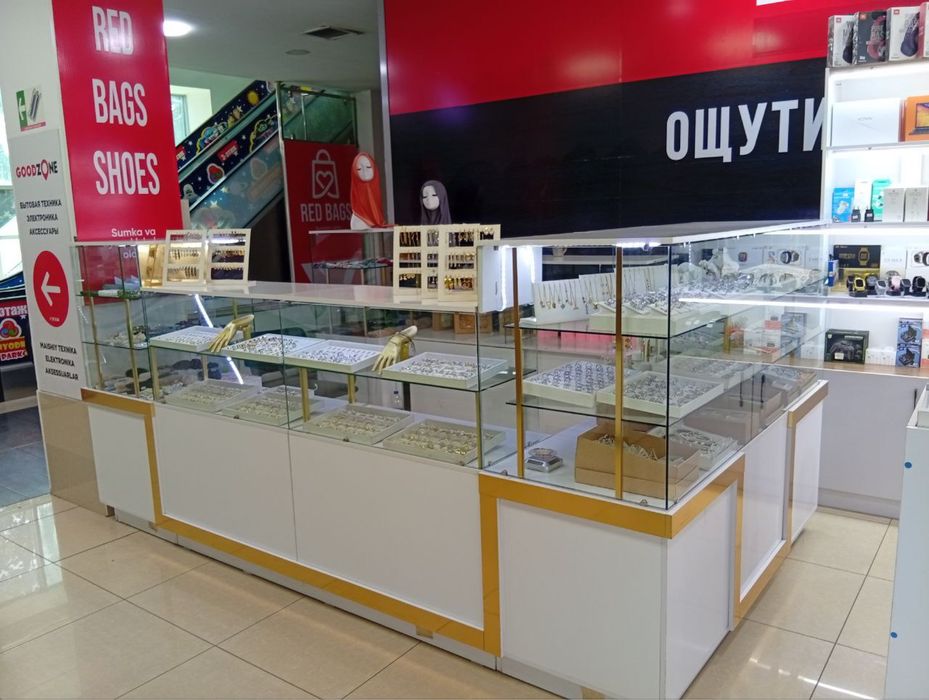 Витрина сотилади срочно