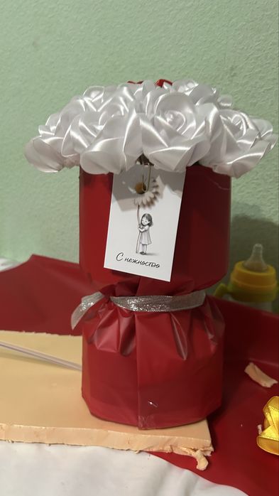 Цветы атласных лент букеты 17 шт