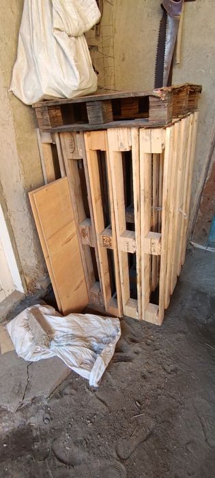 Падон  сотилади  +  бонсга  2-та  фанера  0-8  см   +  1-та  падон