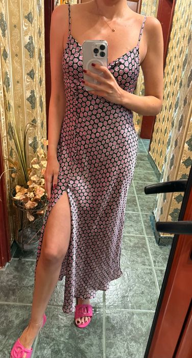 Сатенена рокля ZARA, XS