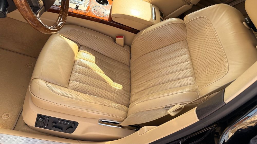 Volkswagen Phaeton Al doilea proprietar în România, dețin 2 chei si 2telecomenzi vbasto.
