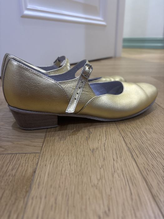 Танцевальные туфли Variant