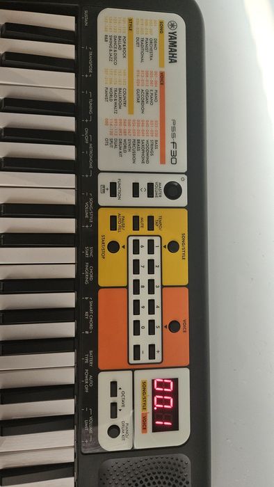 Синтезатор Yamaha pss-f30