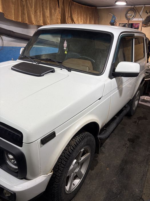 Продам ниву урбан