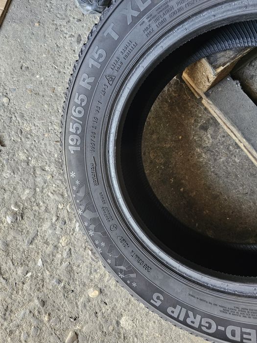 2 anvelope iarna 195 65 15 Semperit 2021