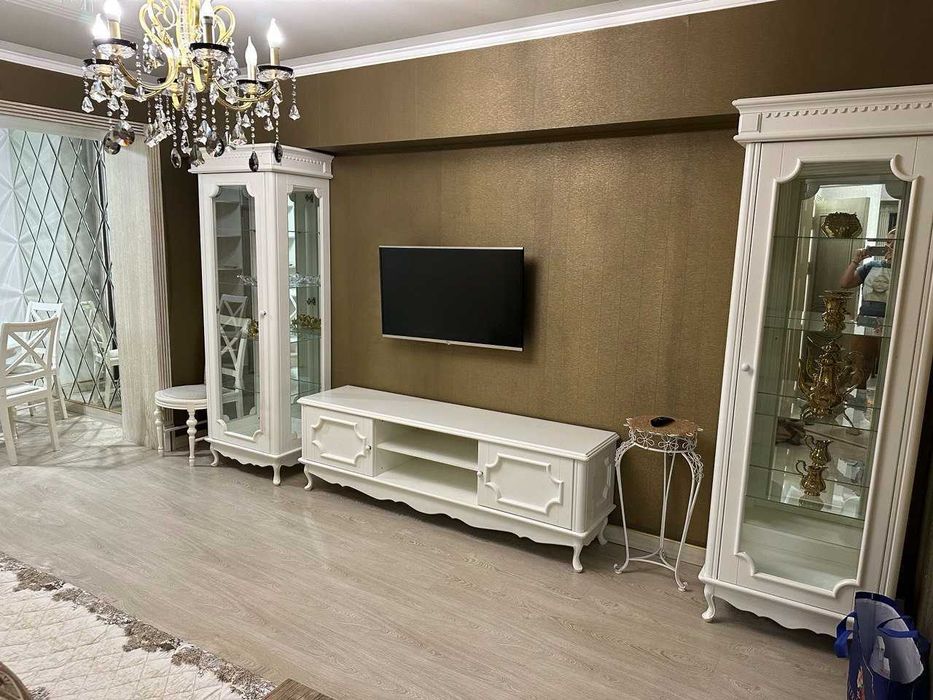 Миробод Рисовыйда 3-хонали квартирани ижарага берамиз.