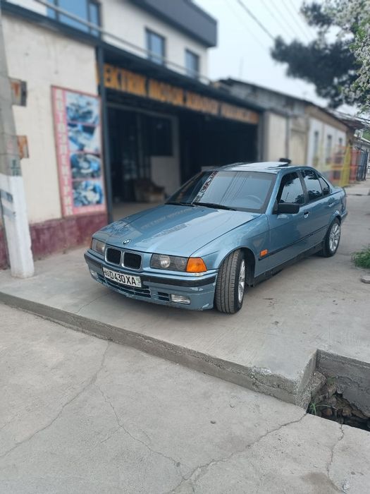Yili 1995 m43mator bmw e36 yurgani pribor almashgan kraska afsijit bog