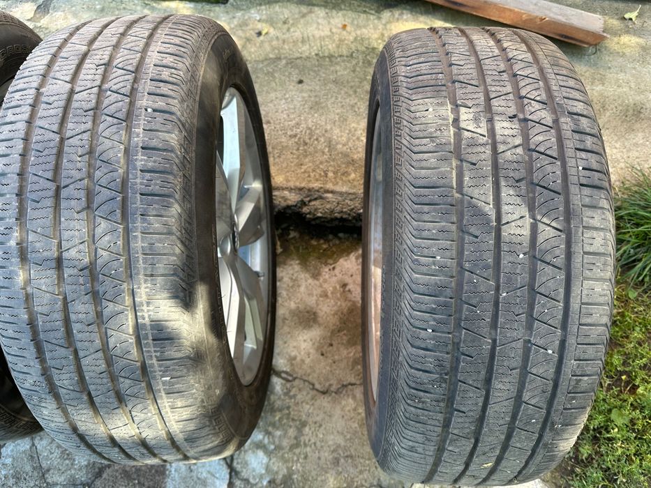 Всесезонни  Continental дот 15/23. 235 / 55 /192