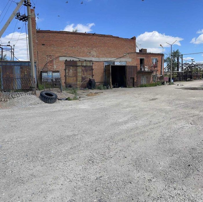 Продается коммерческое помещение с заводом