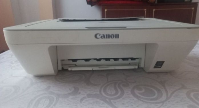 Принтер сотилади срочно