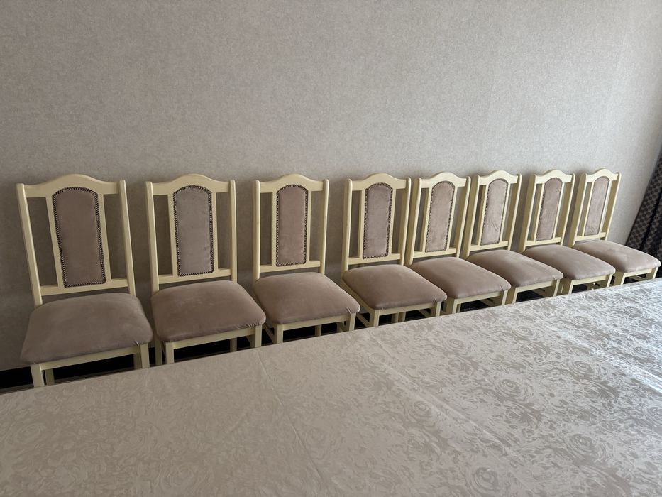 Продам гостевой стол