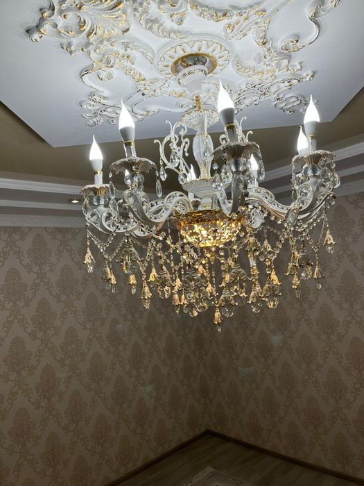 Срочно Продам люстру