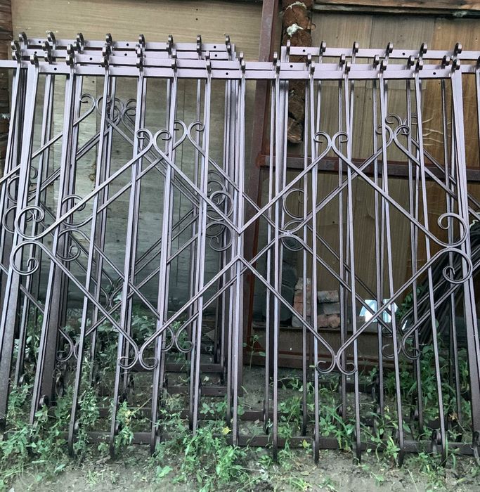 Срочно!Продам решётки для окон