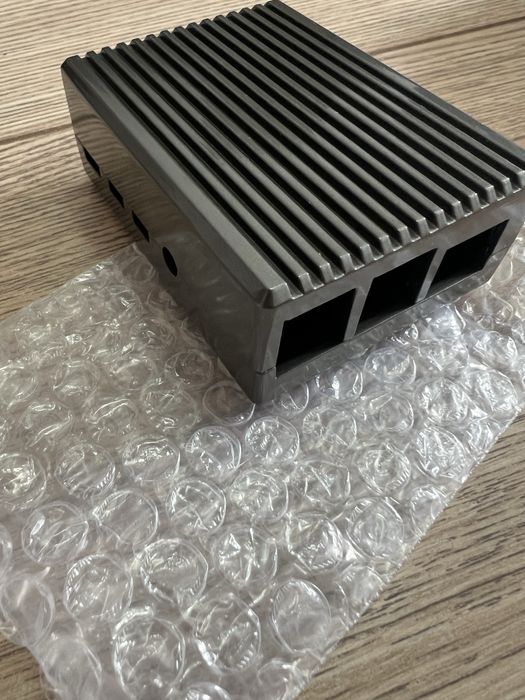 Raspberry Pi 4 полностью закрытый корпус