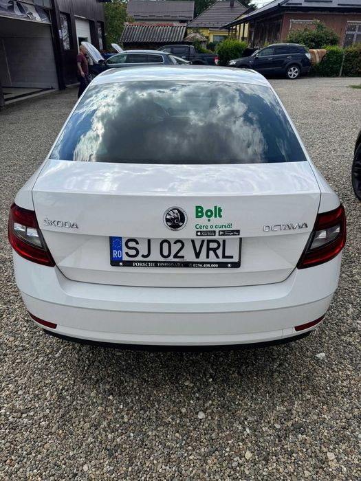 SKODA Octavia 2019 — imagine 3
