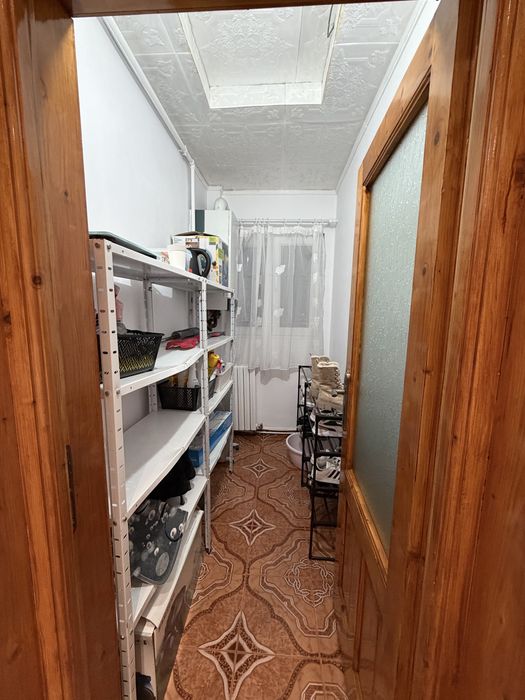 Inchiriez apartament in Sebes