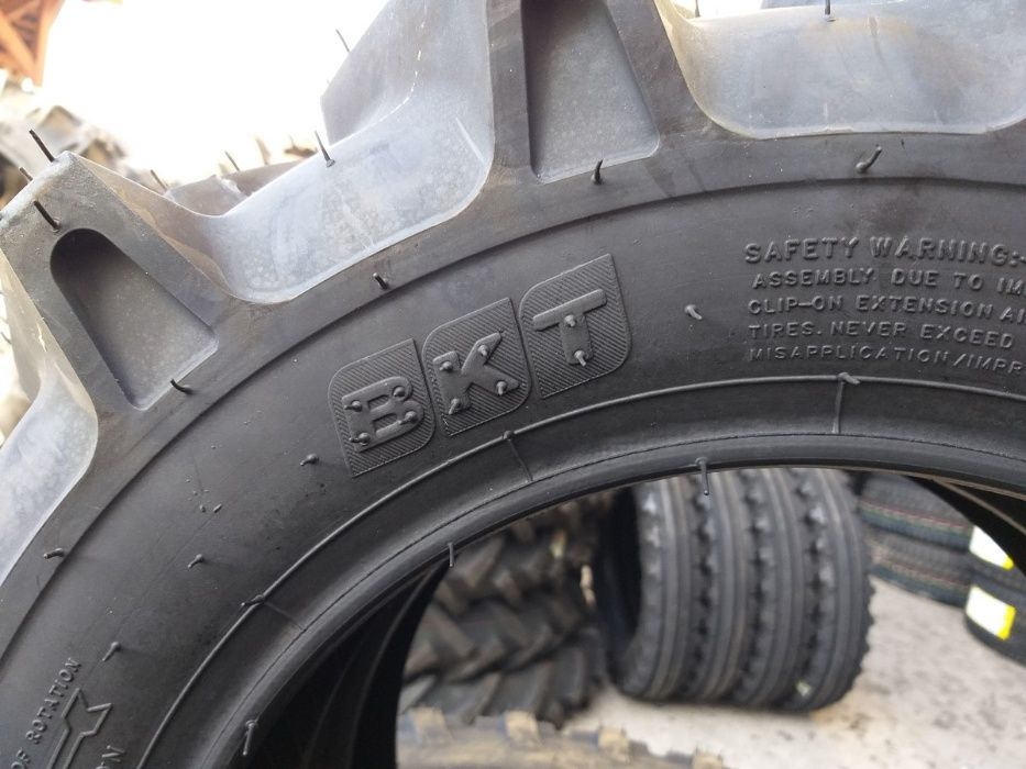 Cauciucuri noi 6-14 BKT anvelope tractor japonez fata 4x4 cu garantie