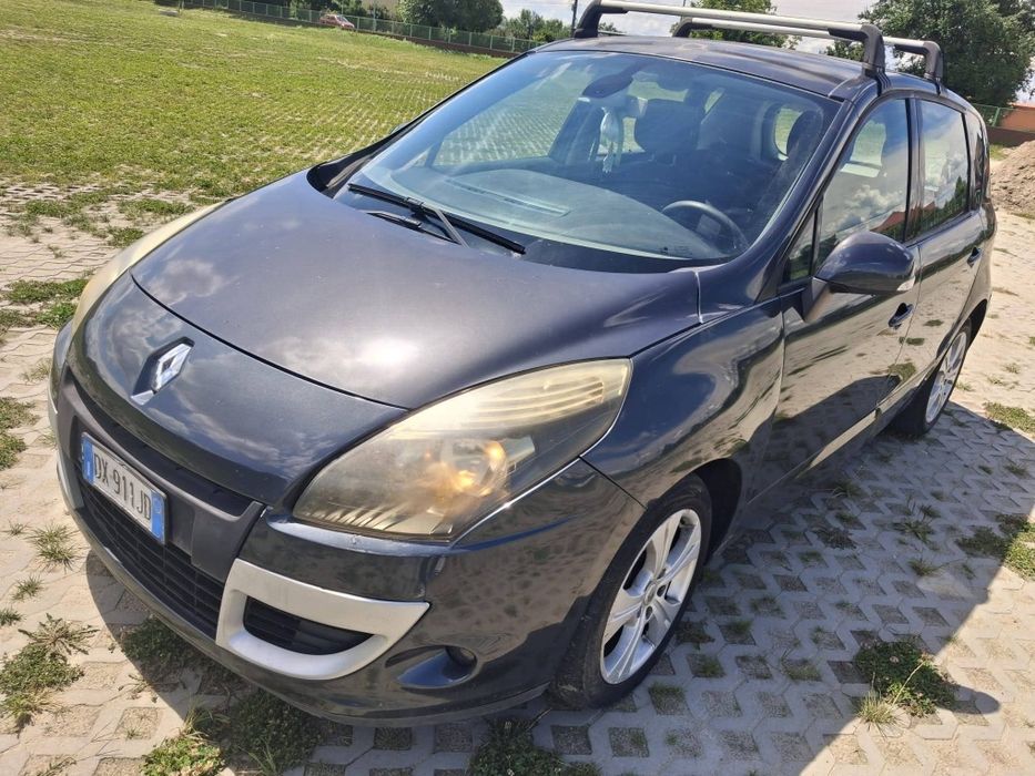 Vând Renault Scenic xmod 1.5dci 110cp