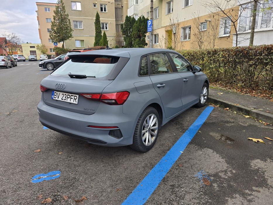 Audi A3 30 TDI 2021  Digital Cockpit Distronic  Keyless go  120.000km