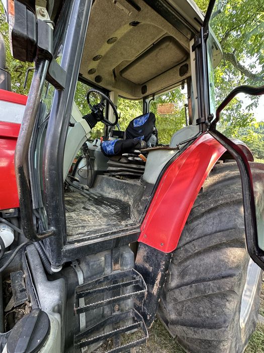 Tractor Massey Ferguson 5465
