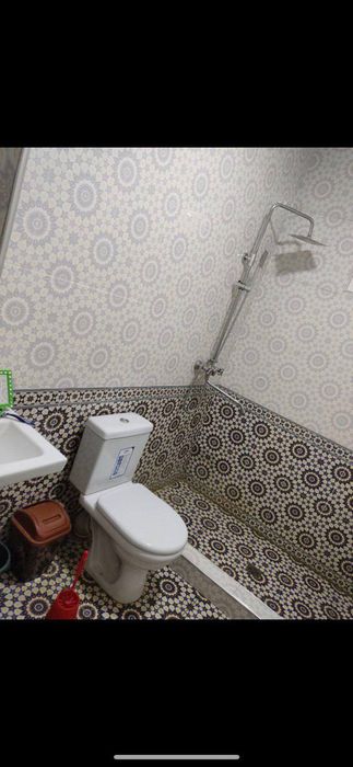 Зудлик билан квартира сотилади 1 хонали яшашга хамма шароитлари бор уз