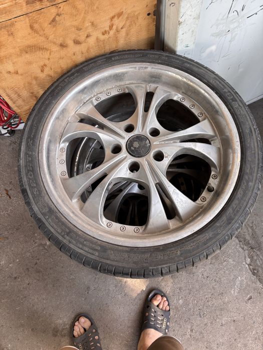 Продам диски 225/40 R18