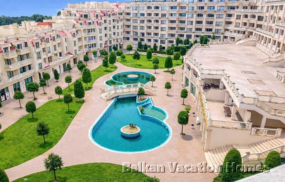 Продава се Тристаен апартамент в с. Аспарухово, Област Варна - 92 кв.м за 909 €/кв.м - Снимка #7