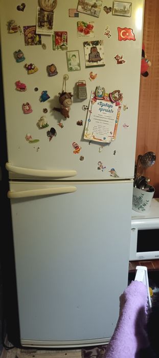 Продам холодильник