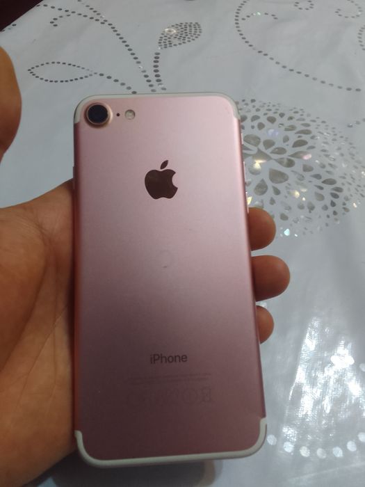 Айфон 7 32гб отпечаток есть