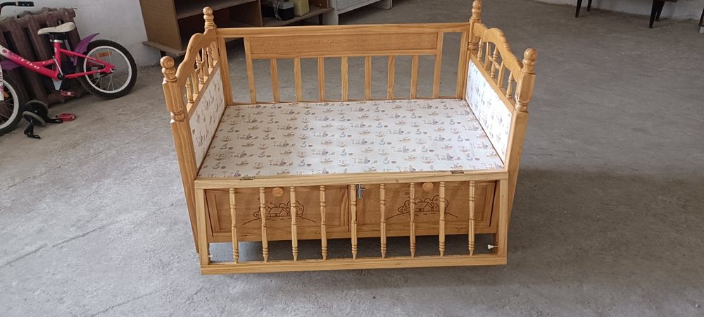 Кровать для новорожденных