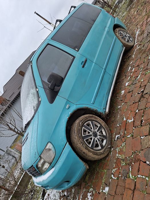 Vând Mercedes vito 112