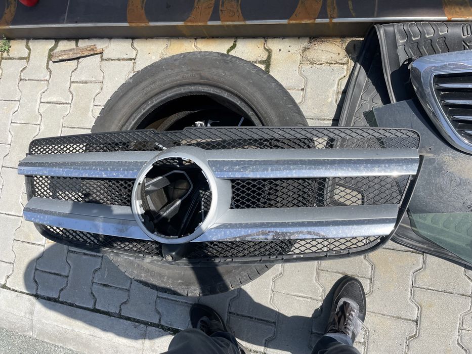 Предна решетка за Mercedes AMG GL W166 X166 E Class W212 Facelift