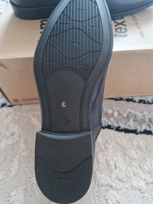 Срочно продаю уставные туфли!