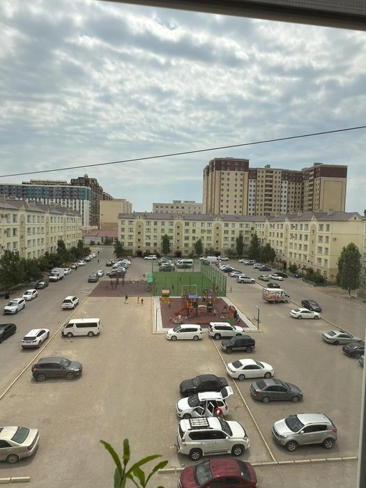 17 мкр уй  сатылады