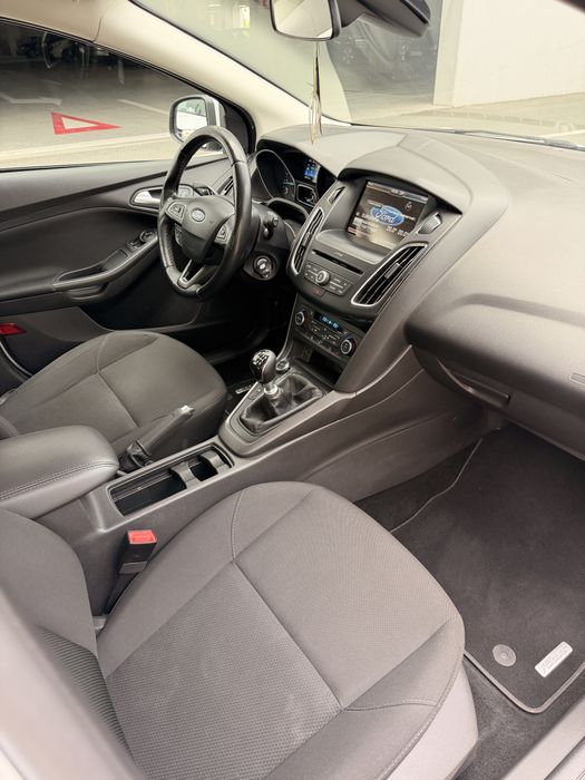 Ford Kuga 2.0 diesel 150cp Clima/Scaune incalzite/parbriz incalzit