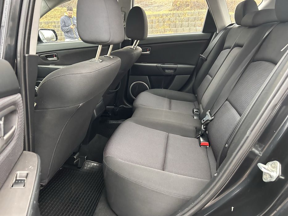 Vand mazda 3 benzina