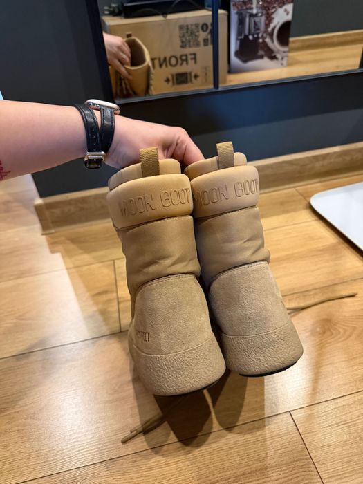 Обувки Moon Boots