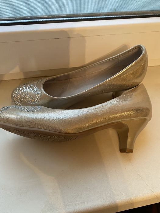 Туфли для девочки