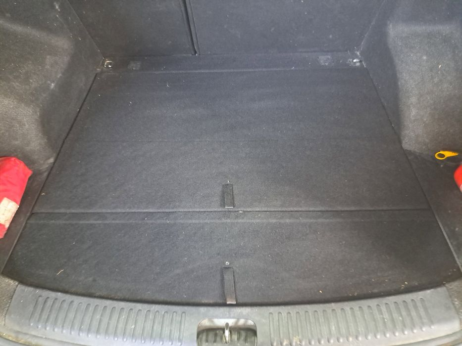 Mocheta portbagaj KIA Ceed (SW) [Fabr 2007-2012] OEM