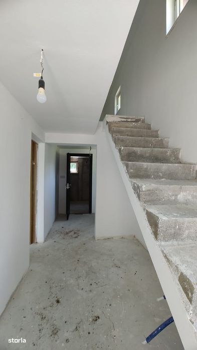 De vanzare casa in Zavoi