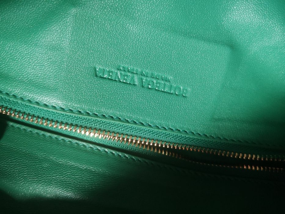 Bottega Veneta, нова чанта естествена кожа