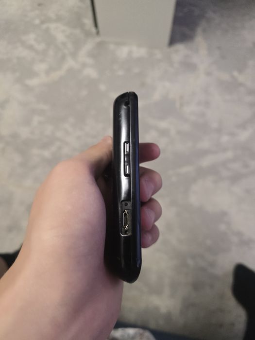 продам Samsung GT-B7722i