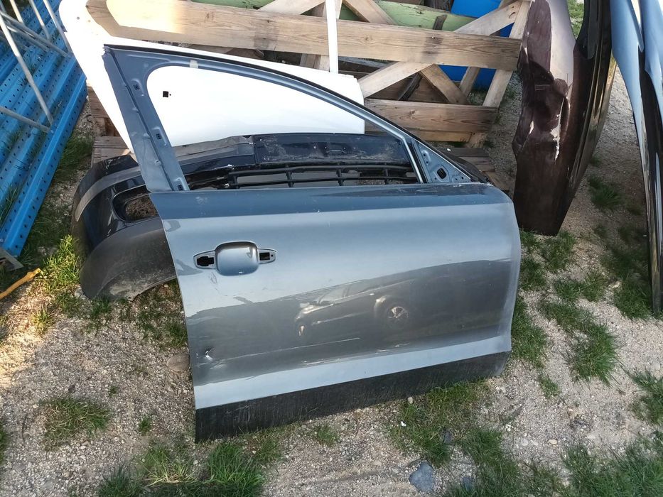 Usa usi dreapta audi a8 d4 4H