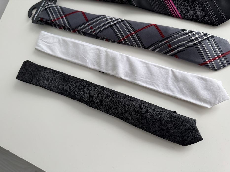 Cravata casual si slim cravate multiple branduri